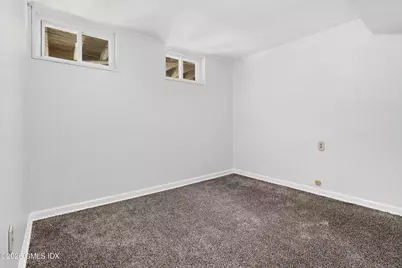 182 Weaver Street, Greenwich, CT 06831 - Photo 27