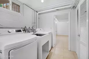 182 Weaver St, Greenwich, CT 06831 - Photo 29