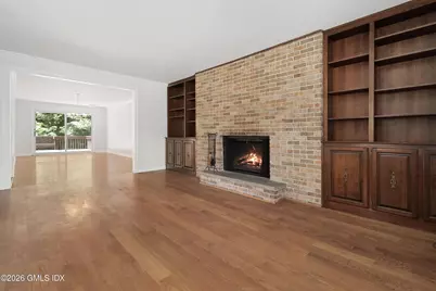 182 Weaver Street, Greenwich, CT 06831 - Photo 9