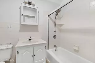 182 Weaver St, Greenwich, CT 06831 - Photo 19