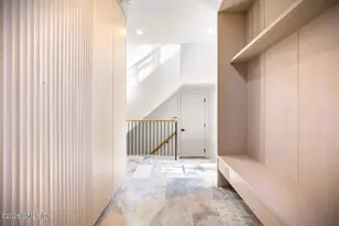 16 Park Ave, Greenwich, CT 06830 - Photo 15