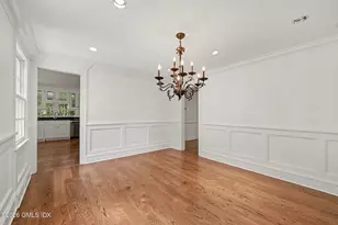 88 Orchard St, Greenwich, CT 06807 - Photo 9