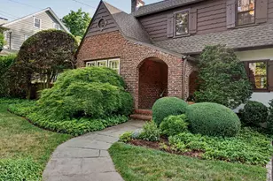 24 Oval Ave, Greenwich, CT 06878 - Photo 3