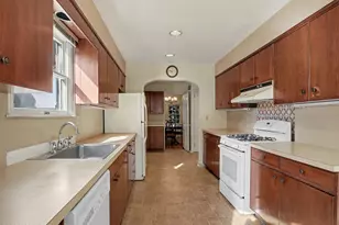 24 Oval Ave, Greenwich, CT 06878 - Photo 13