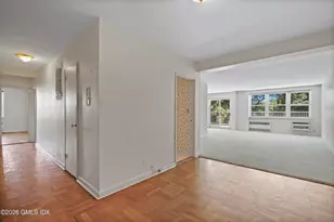 1 Putnam Hill, Greenwich, CT 06830 - Photo 9