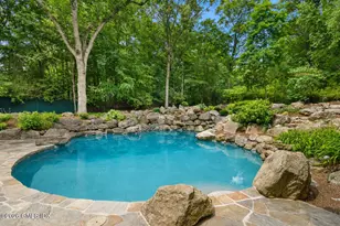35 Wilshire Rd, Greenwich, CT 06831 - Photo 5