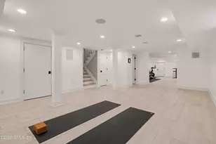 29 Orchard Pl, Greenwich, CT 06830 - Photo 21