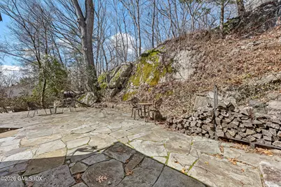 37 Haviland Court, Stamford, CT 06903 - Photo 5