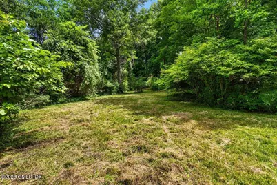 200 Old Church Road, Greenwich, CT 06830 - Photo 17