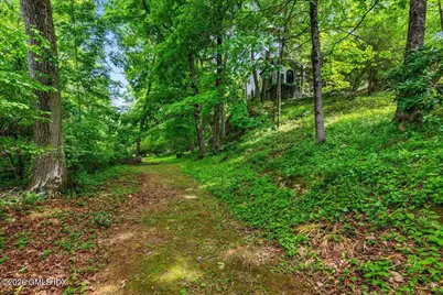 200 Old Church Road, Greenwich, CT 06830 - Photo 15