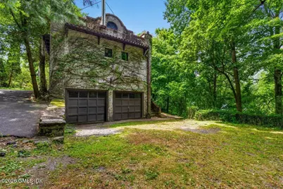 200 Old Church Road, Greenwich, CT 06830 - Photo 11