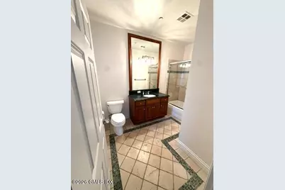 124 W Ritch Avenue #B201, Greenwich, CT 06830 - Photo 11