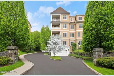 124 W Ritch Avenue #B201, Greenwich, CT 06830 - Photo 3
