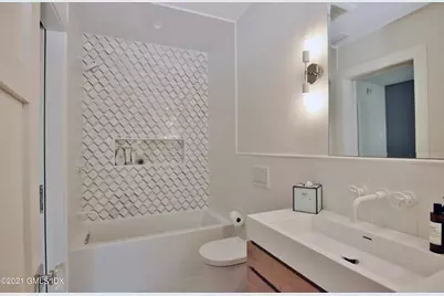 32 Le Grande Avenue #A2, Greenwich, CT 06830 - Photo 19
