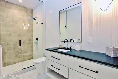 32 Le Grande Avenue #A2, Greenwich, CT 06830 - Photo 27