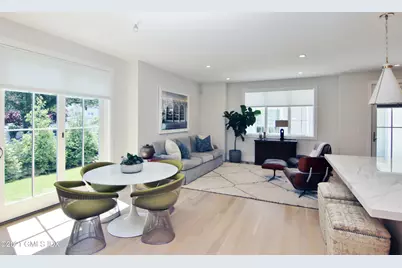32 Le Grande Avenue #A2, Greenwich, CT 06830 - Photo 7
