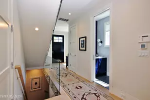32 Le Grande Ave, Greenwich, CT 06830 - Photo 3