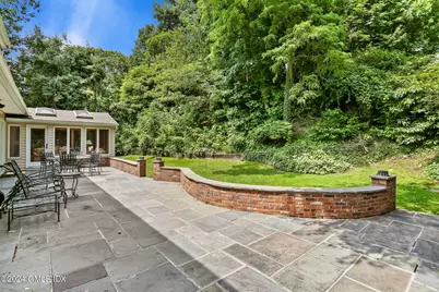 58 Arch Street, Greenwich, CT 06878 - Photo 17