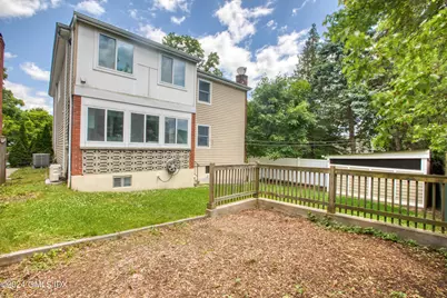 8 Ridge Place #1, Greenwich, CT 06831 - Photo 35