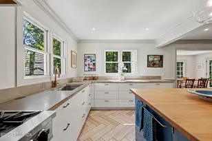 993 Lake Ave, Greenwich, CT 06831 - Photo 7