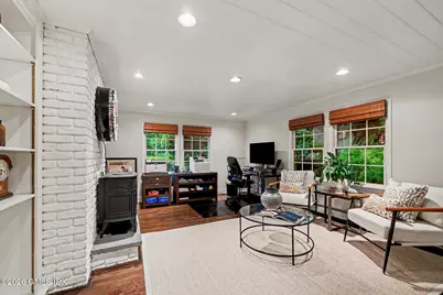 38 Byfield Lane, Greenwich, CT 06830 - Photo 11