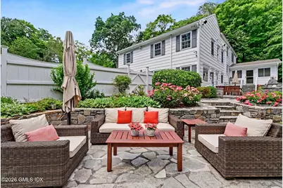 38 Byfield Lane, Greenwich, CT 06830 - Photo 5