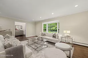 38 Byfield Ln, Greenwich, CT 06830 - Photo 11