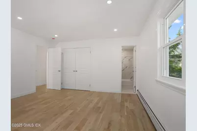 37 Edgewood Avenue #A, Greenwich, CT 06830 - Photo 11