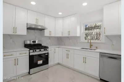 37 Edgewood Avenue #A, Greenwich, CT 06830 - Photo 9