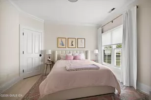 182 Milbank Ave, Greenwich, CT 06830 - Photo 19