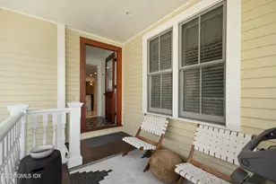 182 Milbank Ave, Greenwich, CT 06830 - Photo 11