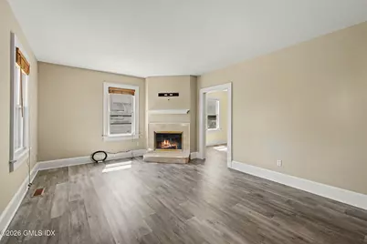 18 Grand Street, Greenwich, CT 06830 - Photo 5