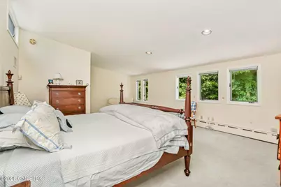 58 Arch Street, Greenwich, CT 06878 - Photo 13