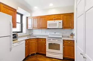 15 Lafayette Ct, Greenwich, CT 06831 - Photo 7
