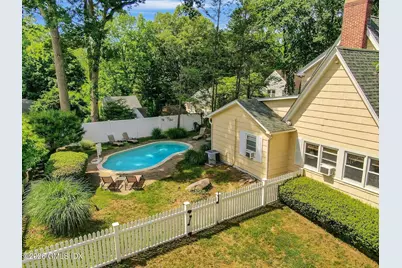52 Center Drive, Old Greenwich, CT 06870 - Photo 21