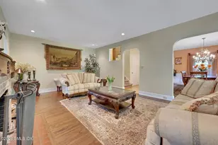 52 Center Dr, Old Greenwich, CT 06870 - Photo 5