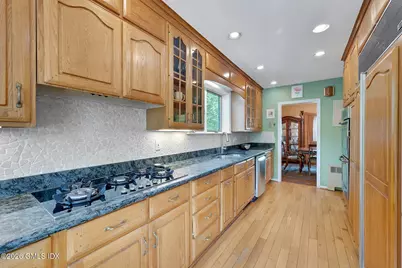 52 Center Drive, Old Greenwich, CT 06870 - Photo 11