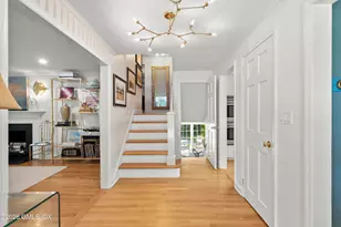 35 Welwyn Rd, Greenwich, CT 06878 - Photo 3