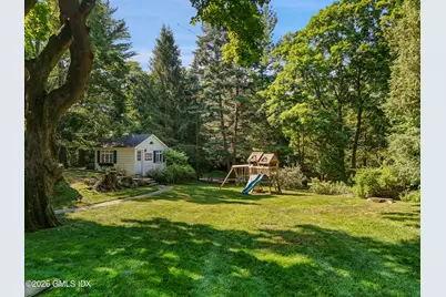 128 Weaver Street, Greenwich, CT 06831 - Photo 39
