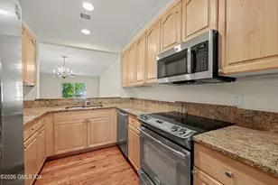 51 Forest Ave, Old Greenwich, CT 06870 - Photo 9