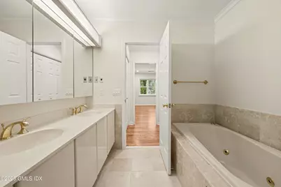 51 Forest Avenue #48, Old Greenwich, CT 06870 - Photo 17