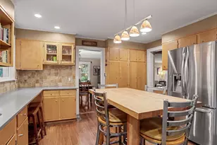 46 Valleywood Rd, Greenwich, CT 06830 - Photo 11
