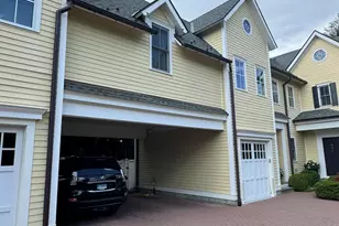 65 Sherwood Pl, Greenwich, CT 06830 - Photo 27