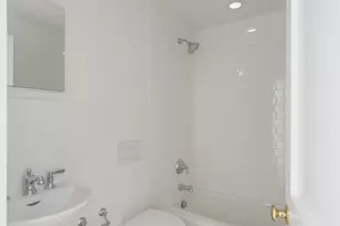 65 Sherwood Pl, Greenwich, CT 06830 - Photo 15