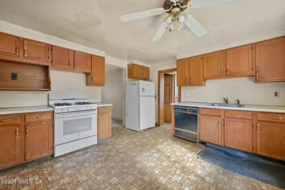 15 Henry Street, Greenwich, CT 06830 - Photo 11