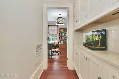 328 Sound Beach Avenue, Old Greenwich, CT 06870 - Photo 15