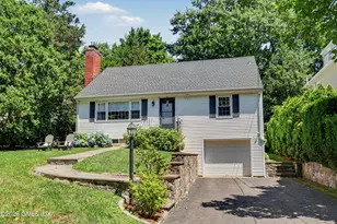 25 Westview Pl, Greenwich, CT 06878 - Photo 1