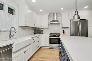 25 Westview Pl, Greenwich, CT 06878 - Photo 11