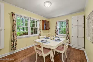33 Center Dr, Old Greenwich, CT 06870 - Photo 9
