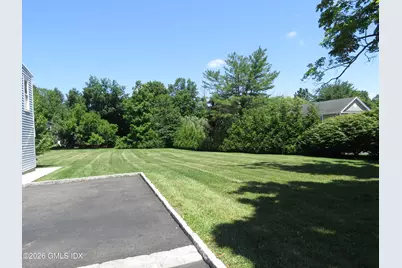 125 Bowman Drive #B, Greenwich, CT 06831 - Photo 13